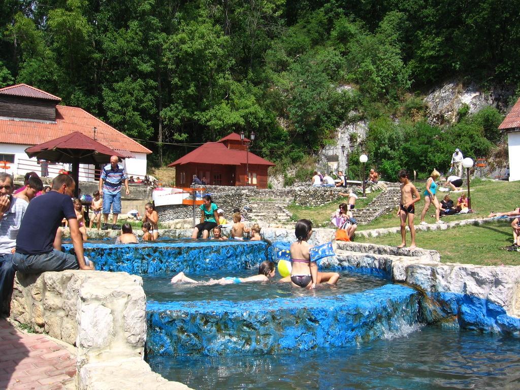 Guest House Pribojska Banja エクステリア 写真